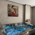 Hotel Compas Boutique 4*