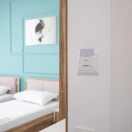 Hotel Compas Boutique Golem (Tirana)