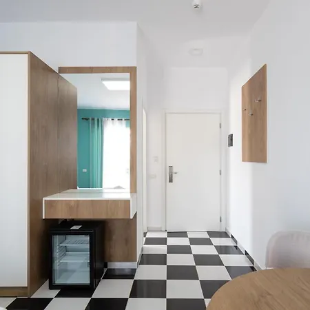 Hotel Compas Boutique 4*