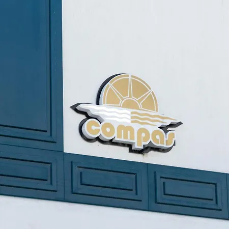 Ξενοδοχείο Compas Boutique Golem (Tirana)