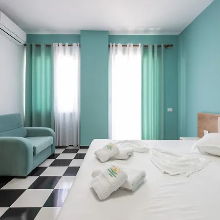 Hotel Compas Boutique Golem (Tirana)